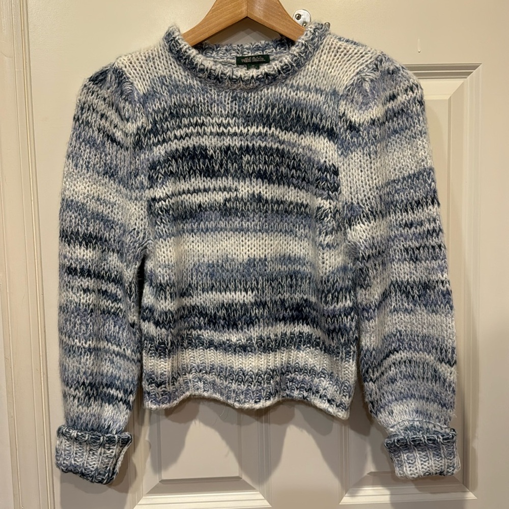 Wild Fable women’s sweater, blue and white, size XS